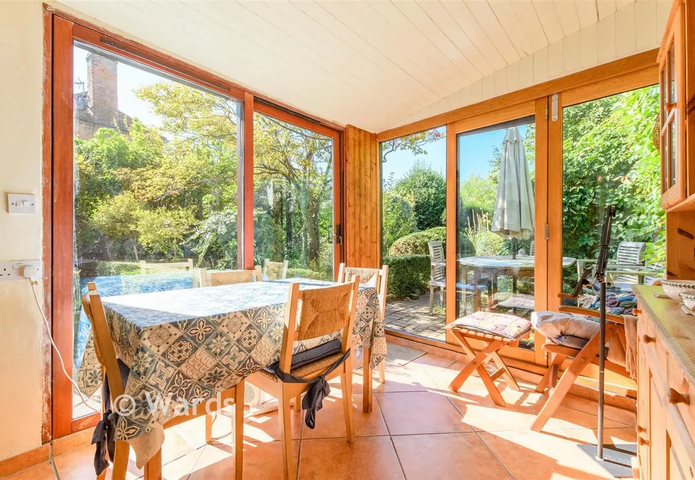 Sun Room - St. Margaret's Street, Rochester, Kent - Wards of Kent