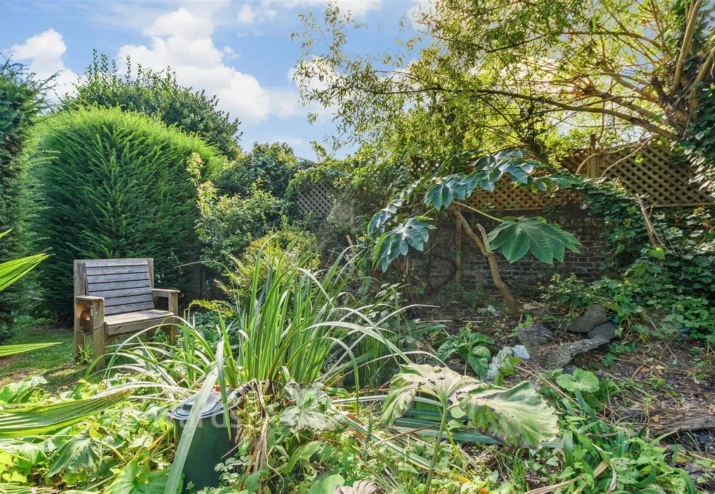Rear Garden - St. Margaret's Street, Rochester, Kent - Wards of Kent