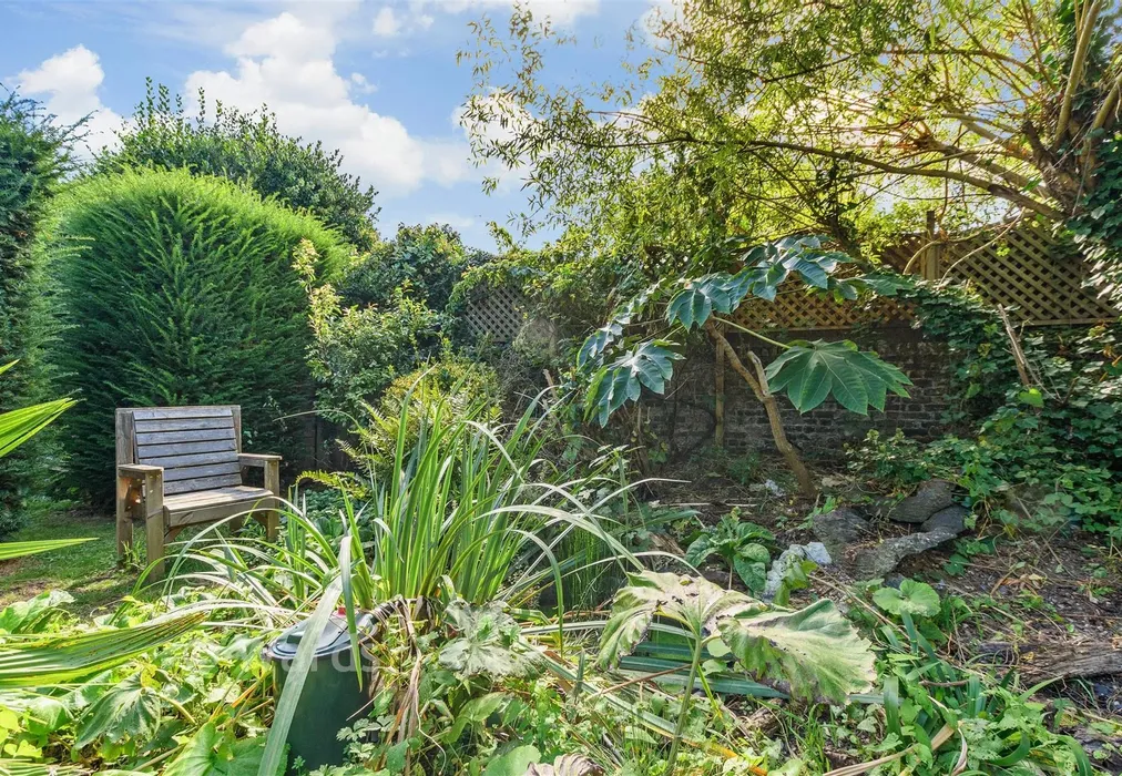 Rear Garden - St. Margaret's Street, Rochester, Kent - Wards of Kent