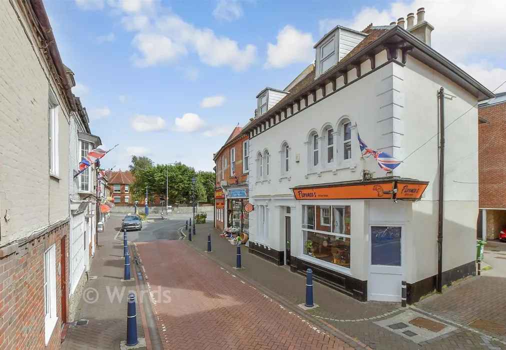 Street View - High Street, Hythe, Kent - Wards of Kent