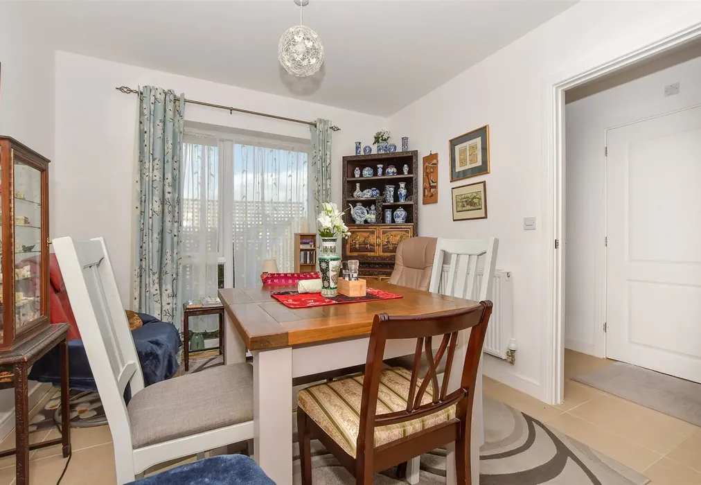 Kitchen/Diner - St. Stephen's Walk, Ashford, Kent - Wards of Kent