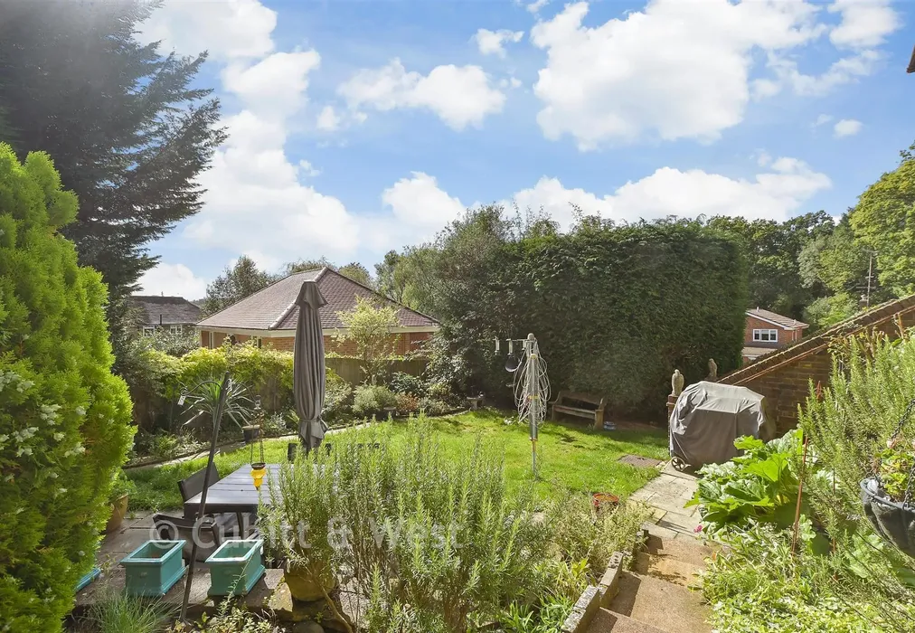 Rear Garden - Acorn Close, East Grinstead, West Sussex - Wards of Kent