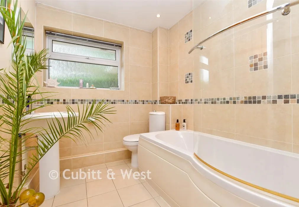 Bathroom - Birch Grove, Kingswood, Surrey - Wards of Kent