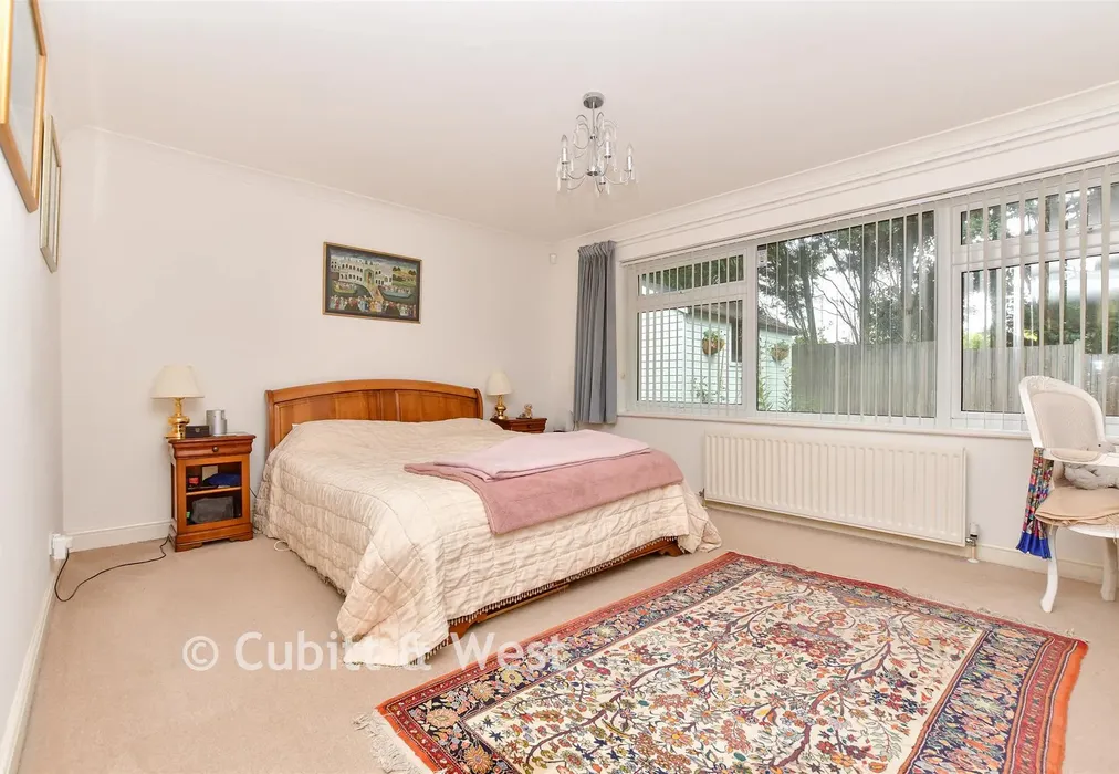 Bedroom 1 - Birch Grove, Kingswood, Surrey - Wards of Kent
