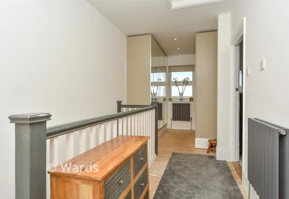 Landing - Marine Parade, Sheerness, Kent - Wards of Kent