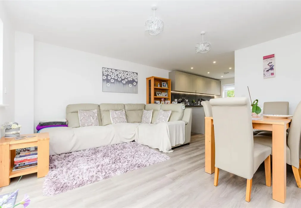 Lounge/Diner - Charcott Close, Rainham, Gillingham, Kent - Wards of Kent