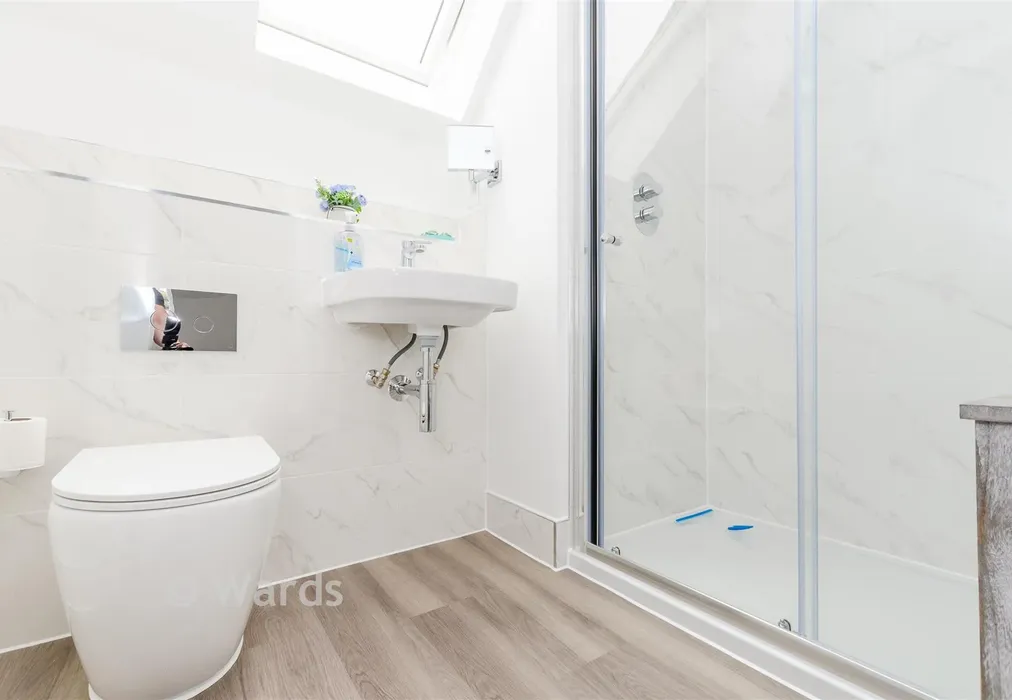 En-Suite Shower Room - Charcott Close, Rainham, Gillingham, Kent - Wards of Kent