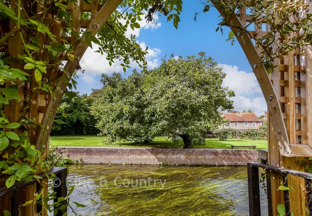 External Lifestyle Photograph - Blackfriars Street, Canterbury, Kent - Wards of Kent
