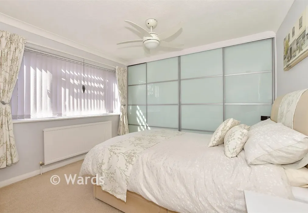 Bedroom 1 - Sandown Drive, Herne Bay, Kent - Wards of Kent