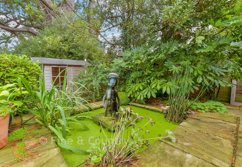 External Feature - Fishbourne Lane, Fishbourne, Isle of Wight - Wards of Kent