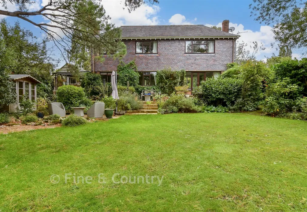 Rear Elevation - Fishbourne Lane, Fishbourne, Isle of Wight - Wards of Kent