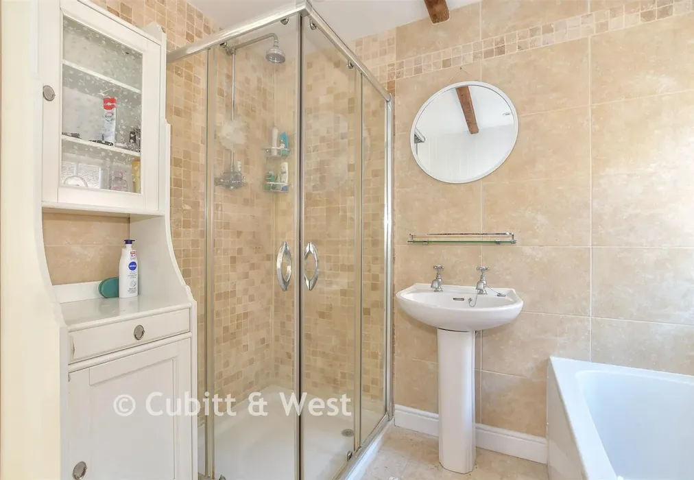 Bathroom - Church Street, Rudgwick, West Sussex - Wards of Kent