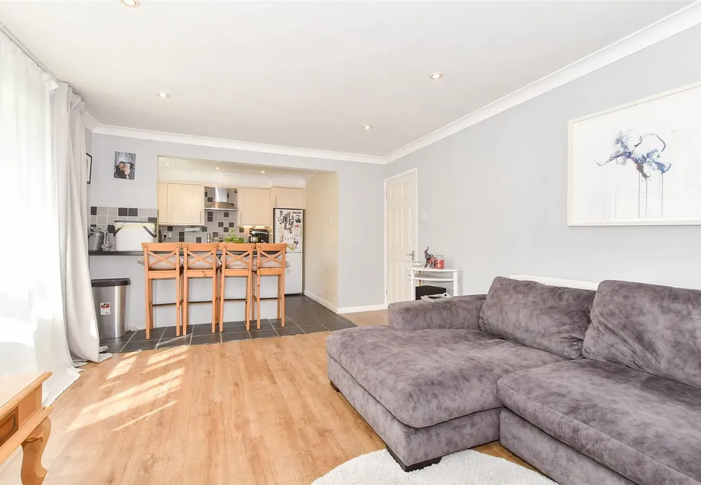 Lounge - Succombs Hill, Warlingham, Surrey - Wards of Kent
