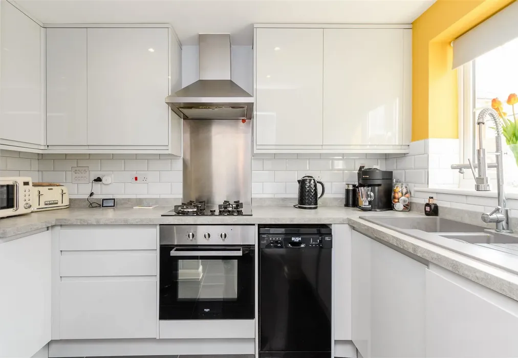 Kitchen - Laurence Rise, Dartford, Kent - Wards of Kent