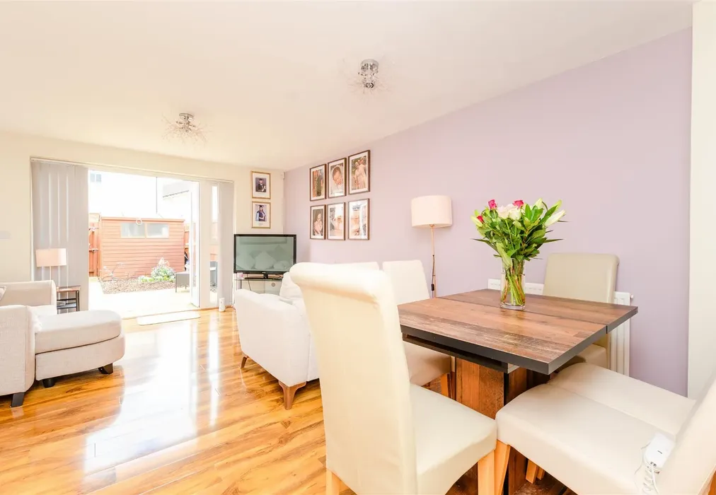 Living Room - Laurence Rise, Dartford, Kent - Wards of Kent