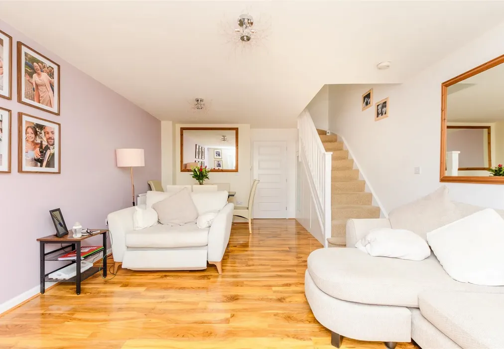 Living Room - Laurence Rise, Dartford, Kent - Wards of Kent