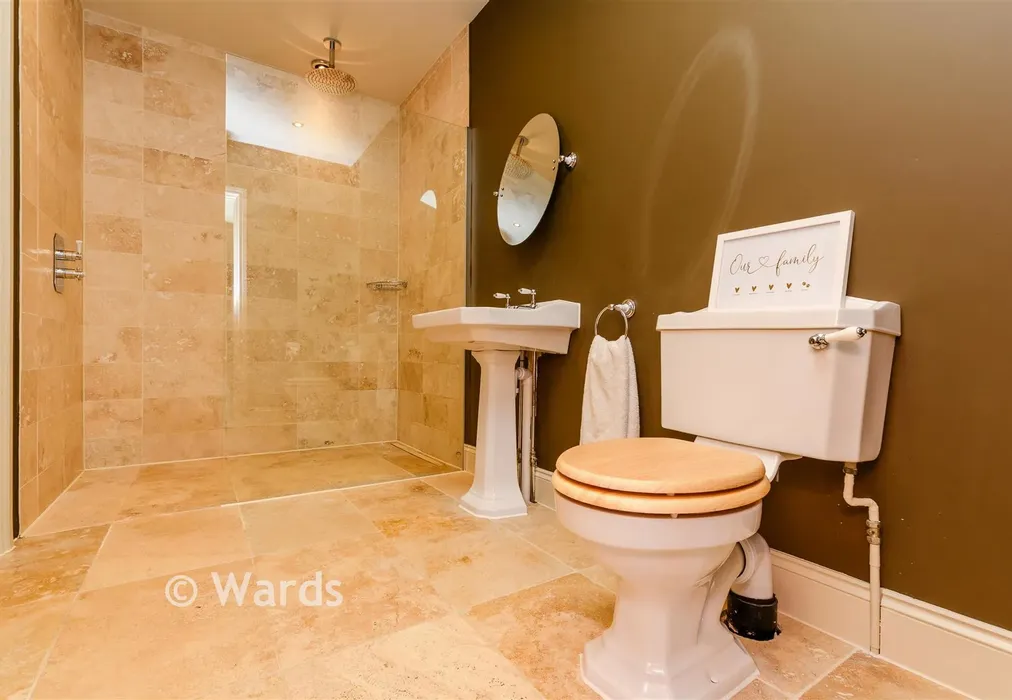 En-Suite Shower Room - The Grove, West Kingsdown, Sevenoaks, Kent - Wards of Kent