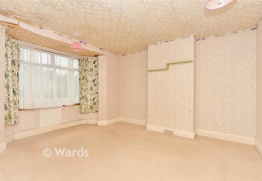 Bedroom 1 - Hunters Way, Darland, Upper Gillingham, Kent - Wards of Kent