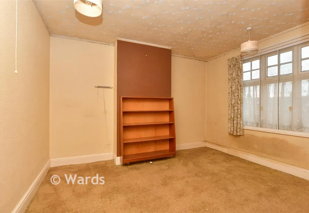 Bedroom 2 - Hunters Way, Darland, Upper Gillingham, Kent - Wards of Kent