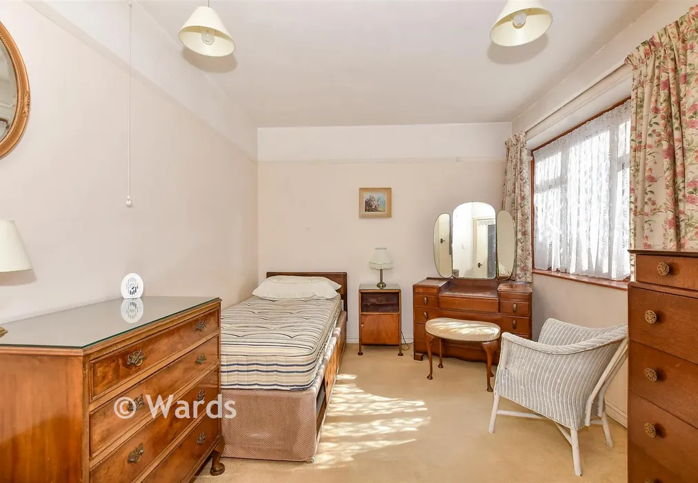 Driveway/Parking - Whitstable Road, Canterbury, Kent - Wards of Kent
