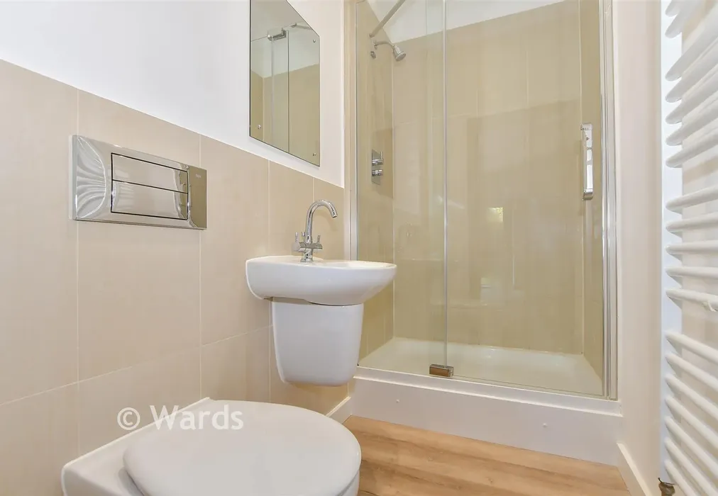 En-Suite Shower Room - Cornhill Place, Maidstone, Kent - Wards of Kent