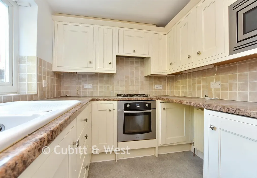 Kitchen - Cavendish Road, Sutton, Surrey - Wards of Kent