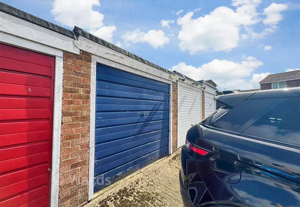 Garage - Witley Walk, Whitfield, Dover, Kent - Wards of Kent