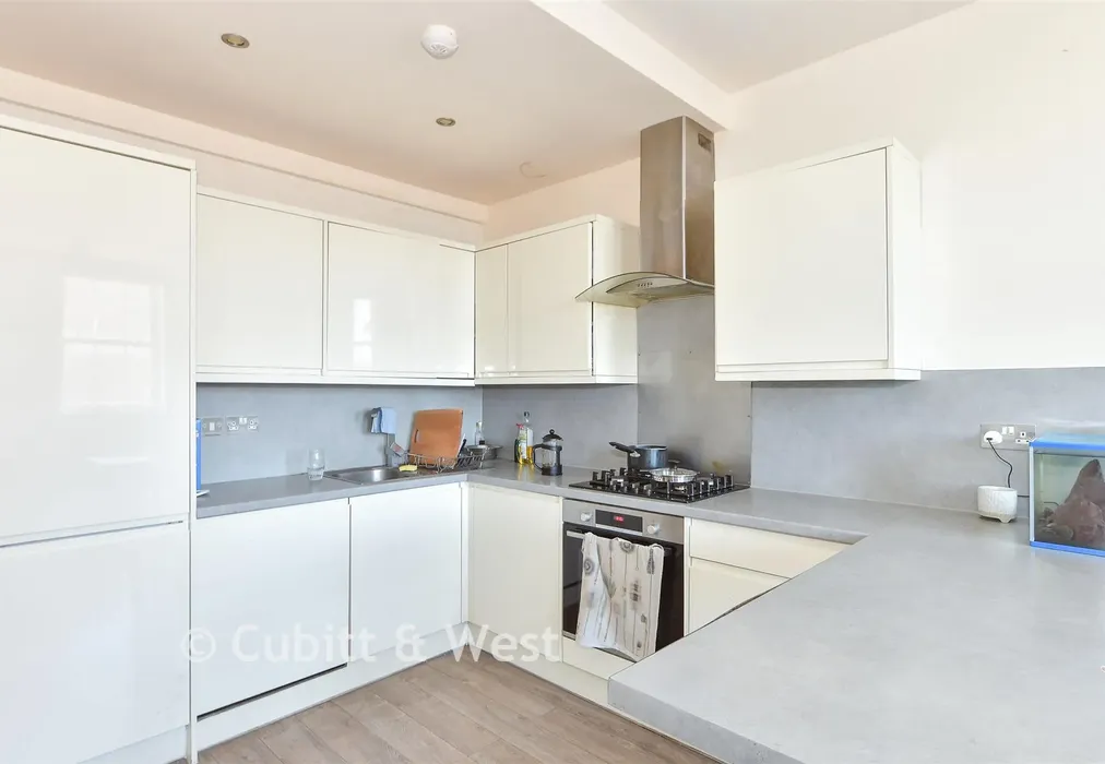 Kitchen/ Lounge - London Road, East Grinstead, West Sussex - Wards of Kent