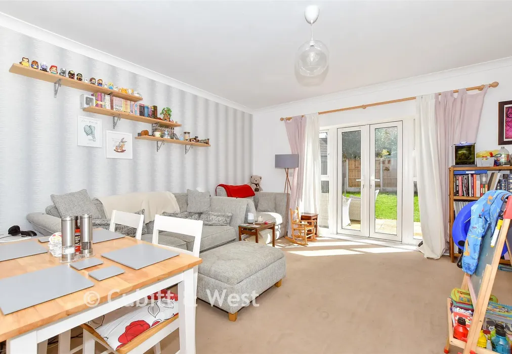 Lounge/Diner - Barge Close, Yapton, Arundel, West Sussex - Wards of Kent