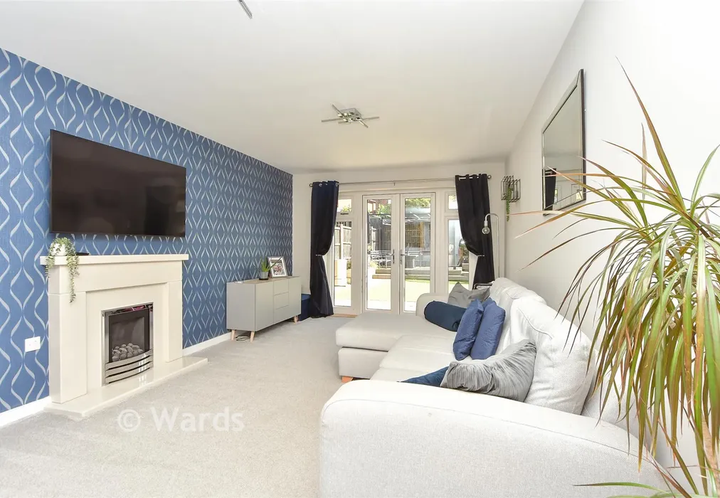 Lounge - Lancefield Drive, Faversham, Faversham, Kent - Wards of Kent