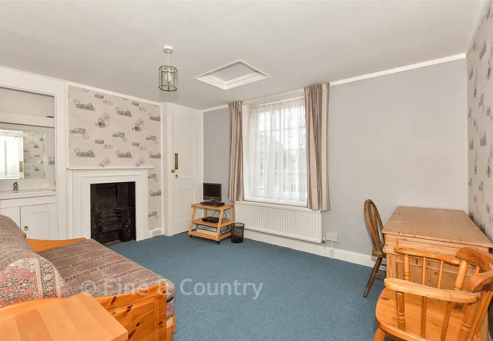 Bedroom 3 - High Street, Fordwich, Canterbury, Kent - Wards of Kent