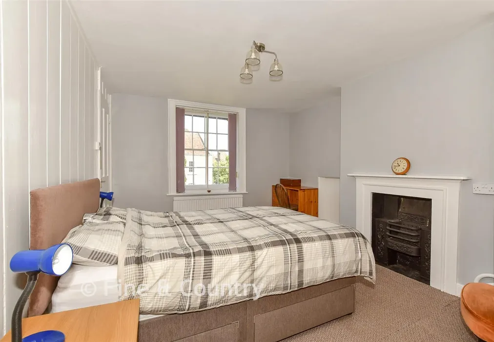 Bedroom 2 - High Street, Fordwich, Canterbury, Kent - Wards of Kent