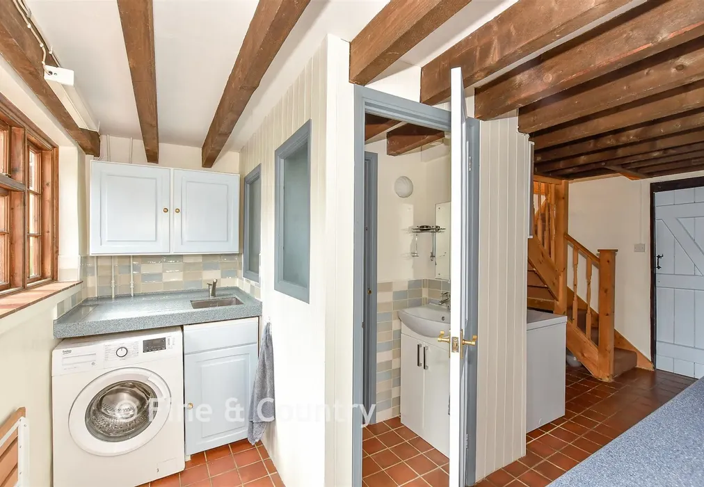 Utility Room - High Street, Fordwich, Canterbury, Kent - Wards of Kent
