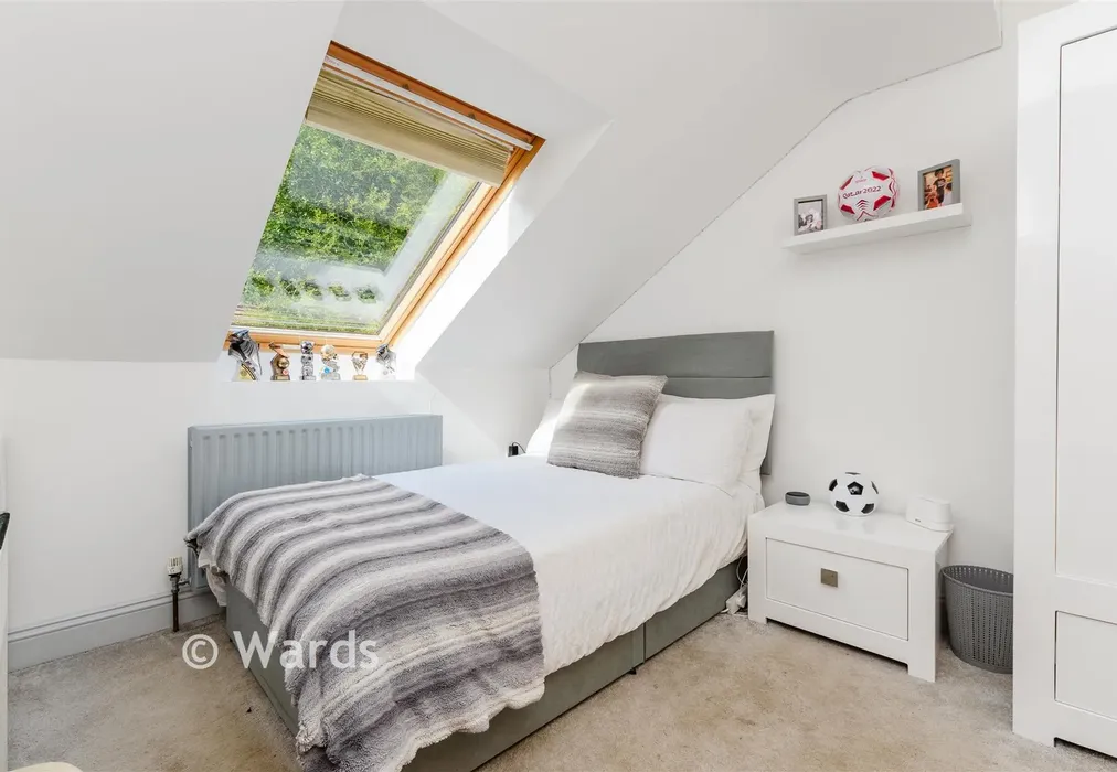 Bedroom 4 - Valley Lane, Culverstone, Meopham, Kent - Wards of Kent