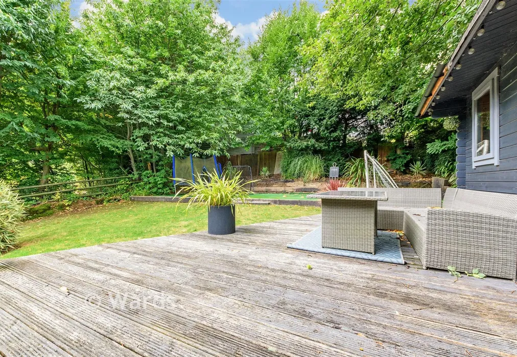 Patio / Decking - Valley Lane, Culverstone, Meopham, Kent - Wards of Kent