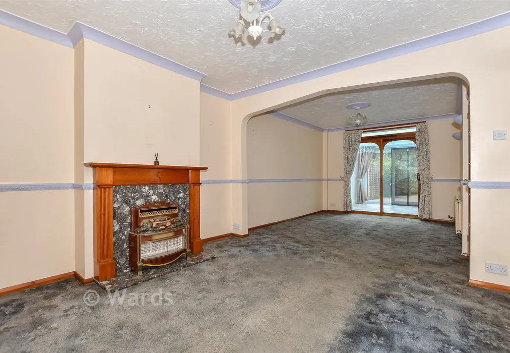 Dining Area - Plains Avenue, Maidstone, Kent - Wards of Kent
