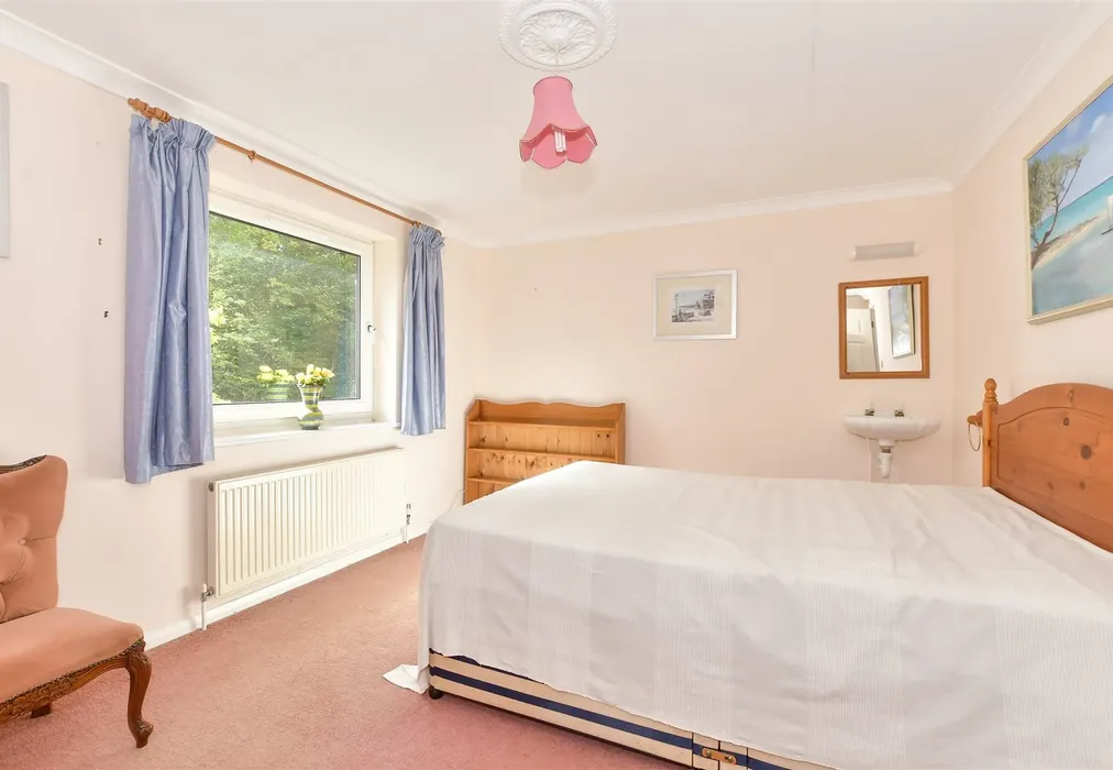 Bedroom 3 - Hillcrest Close, Scaynes Hill, Haywards Heath, West Sussex - Wards of Kent