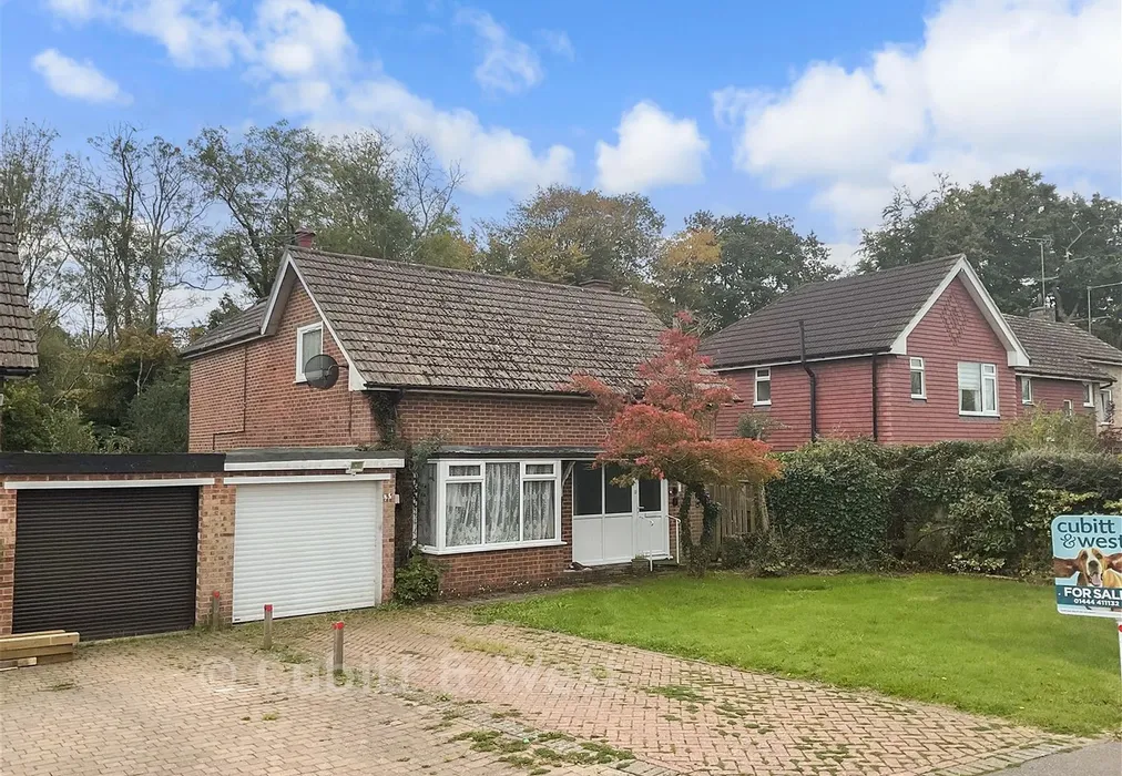 Front - Hillcrest Close, Scaynes Hill, Haywards Heath, West Sussex - Wards of Kent