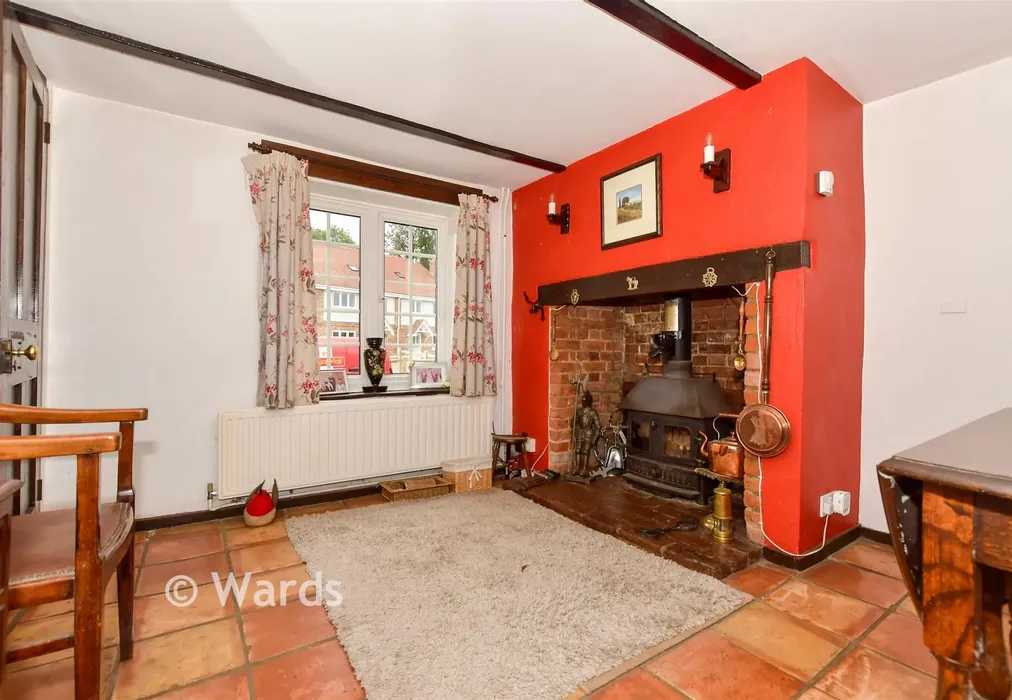 Sitting Room - Mill Lane, Shepherdswell, Kent - Wards of Kent