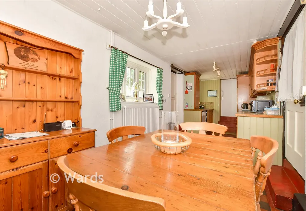 Kitchen/ Breakfast Room - Mill Lane, Shepherdswell, Kent - Wards of Kent