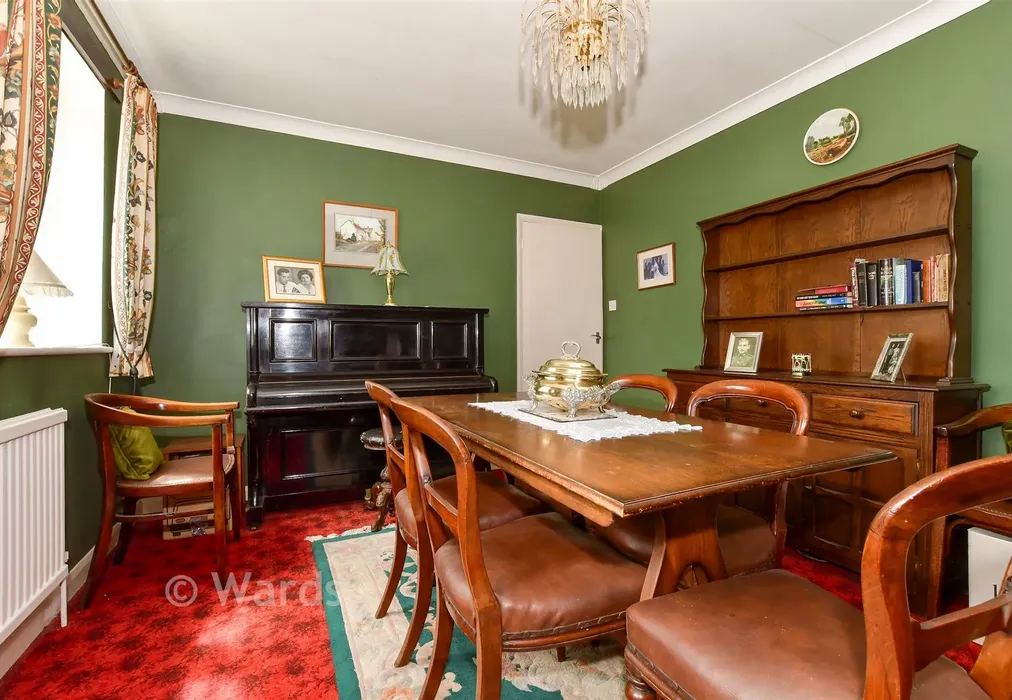 Dining Room - Mill Lane, Shepherdswell, Kent - Wards of Kent