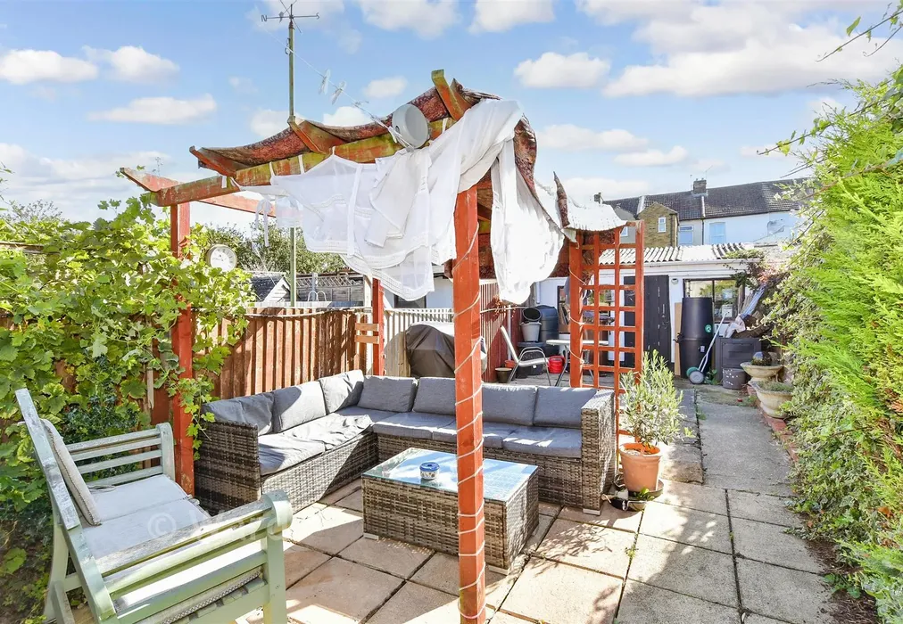 Rear Garden - Harold Road, Sittingbourne, Kent - Wards of Kent