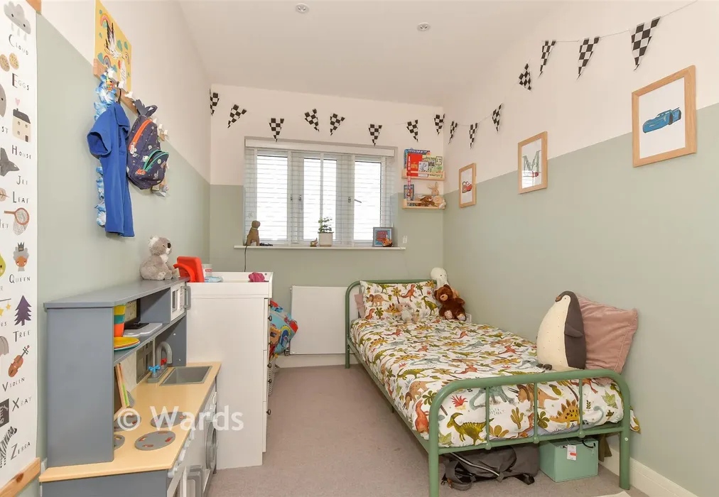 Bedroom 3 - Commodores Close, Minster-On-Sea, Sheerness, Kent - Wards of Kent