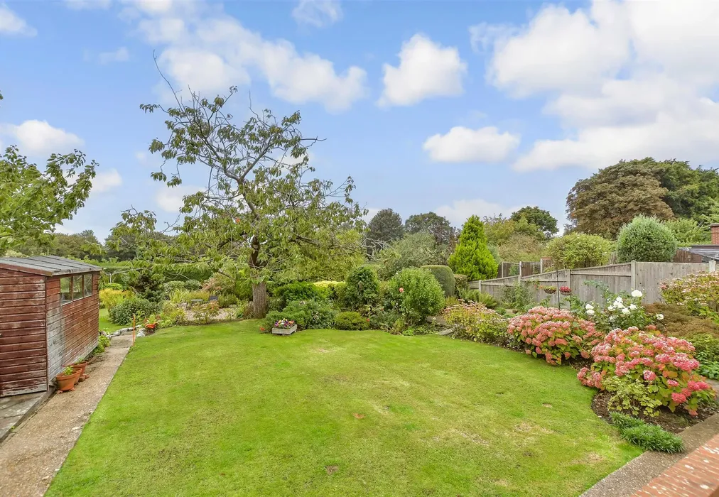 Rear Garden - Wises Lane, Borden, Sittingbourne, Kent - Wards of Kent