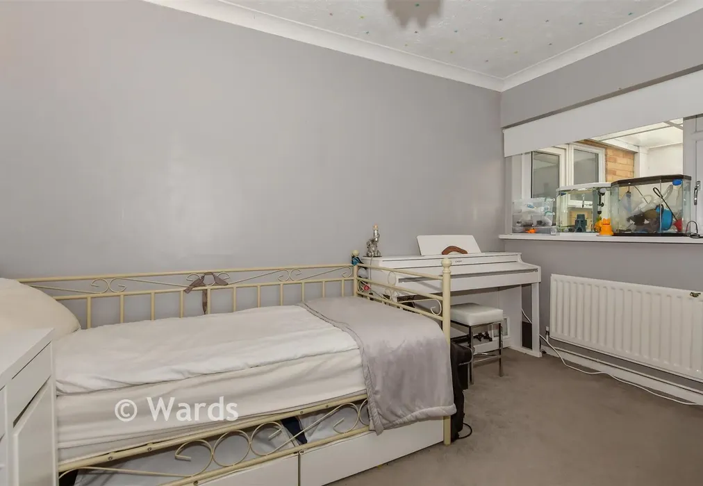 Bedroom 3 - Linton Gore, Coxheath, Maidstone, Kent - Wards of Kent
