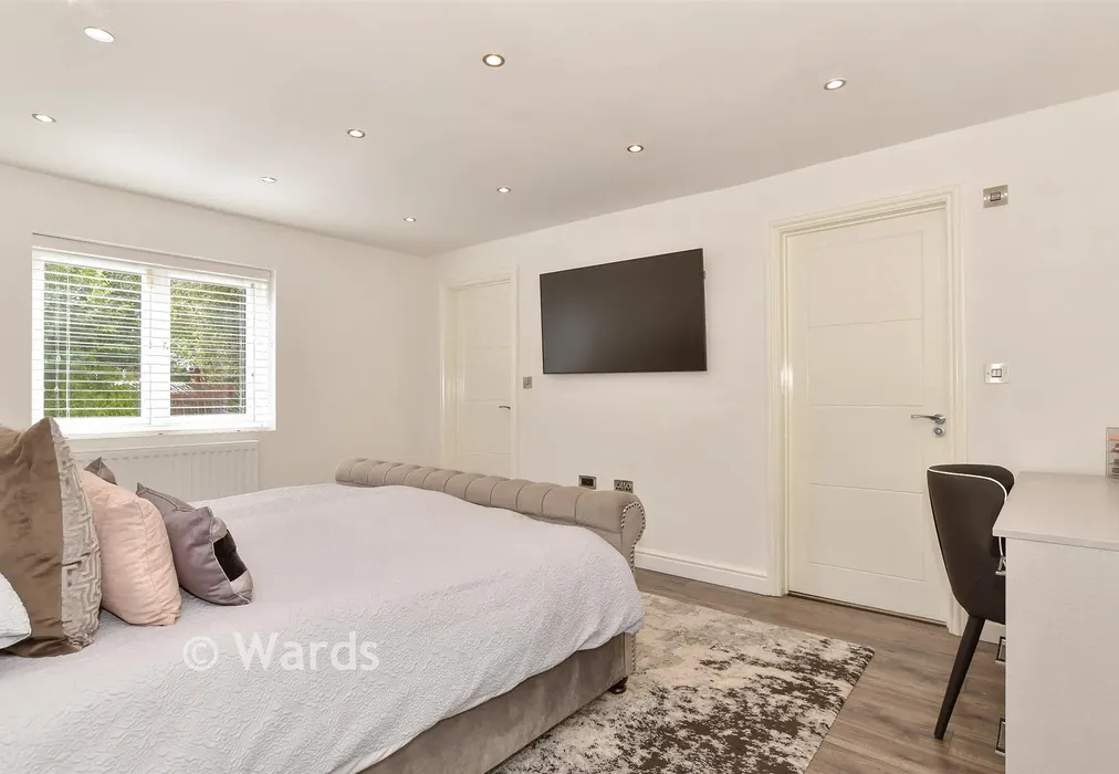 Bedroom 1 - Fordwich Drive, Rochester, Kent - Wards of Kent