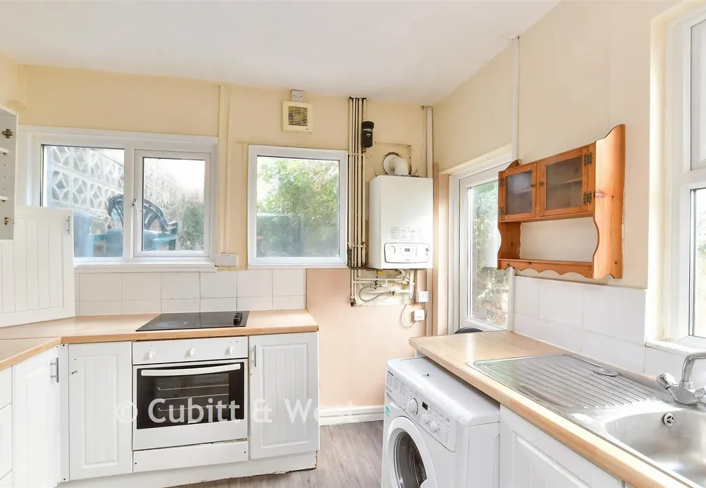 Kitchen - Hartington Road, Brighton, East Sussex - Wards of Kent