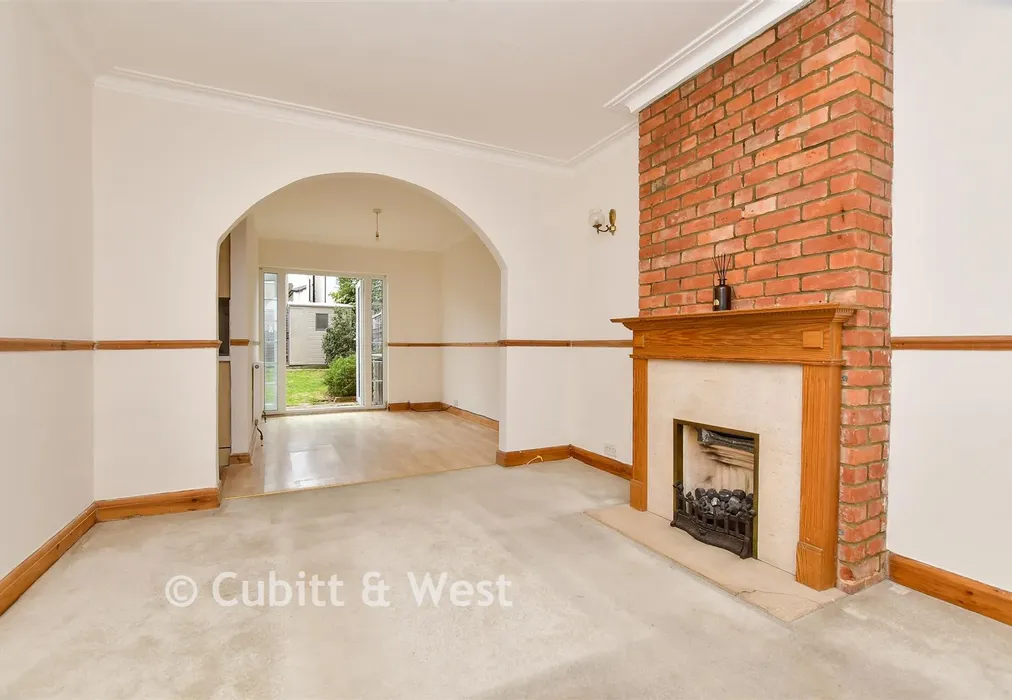 Lounge - Rectory Road, Sutton, Surrey - Wards of Kent