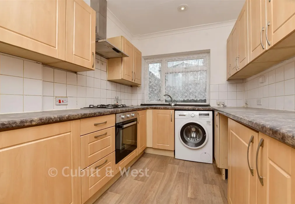 Kitchen - Rectory Road, Sutton, Surrey - Wards of Kent