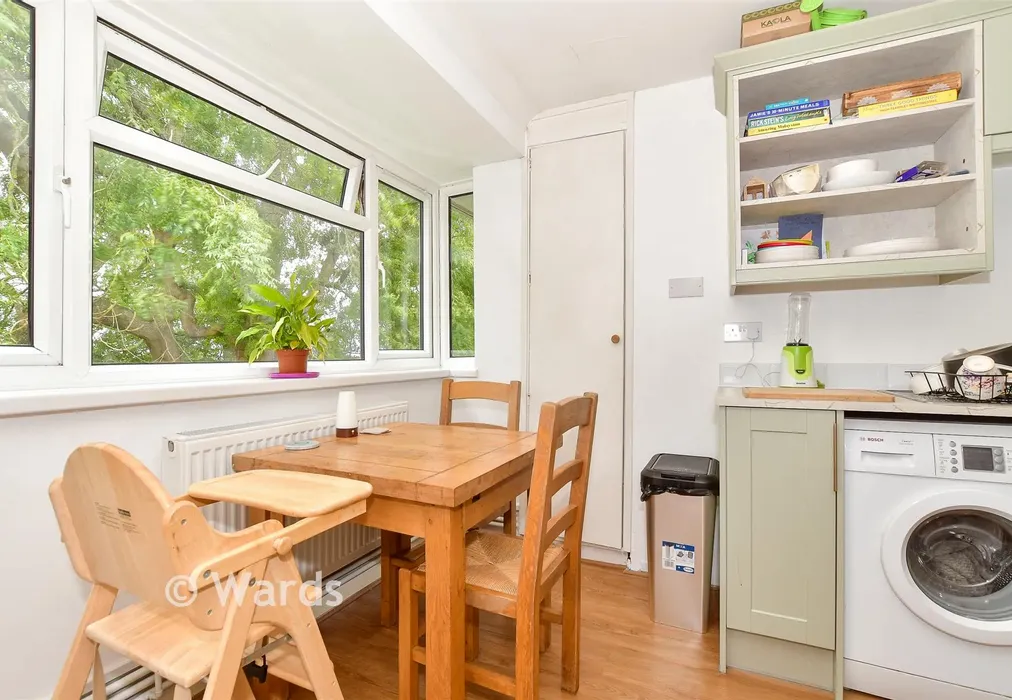 Kitchen/Diner - Chenies Close, Tunbridge Wells, Kent - Wards of Kent